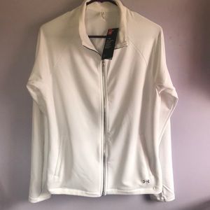 White under armour sweatshirt